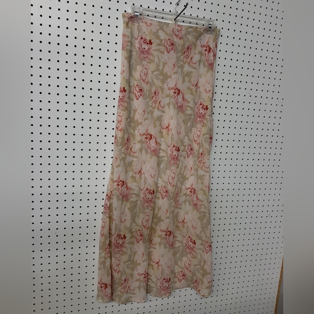 Long Skirt ~ Size 9